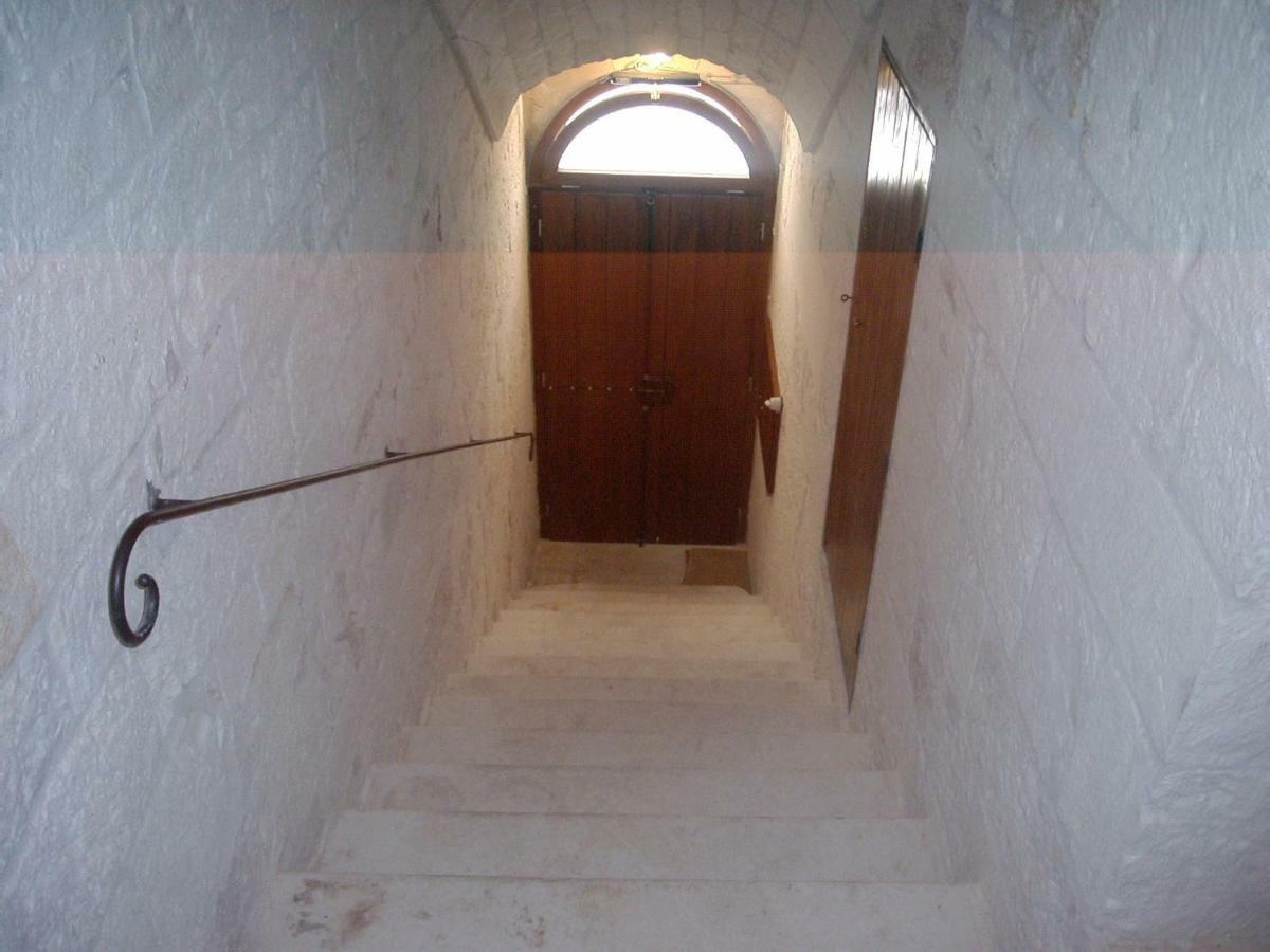 B&B La Stradella Ostuni Bagian luar foto