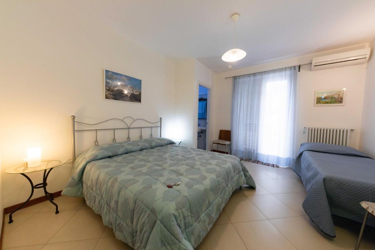B&B La Stradella Ostuni Bagian luar foto